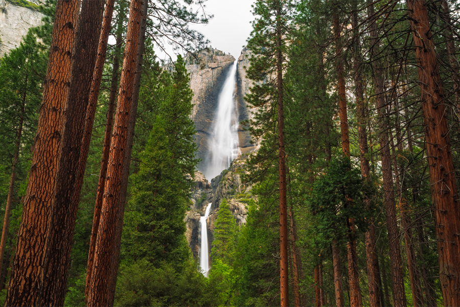 Waterfalls-at-Yosemite-Park