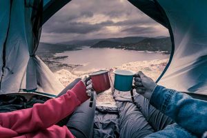 13 Essentials to Bring Along for Winter Camping