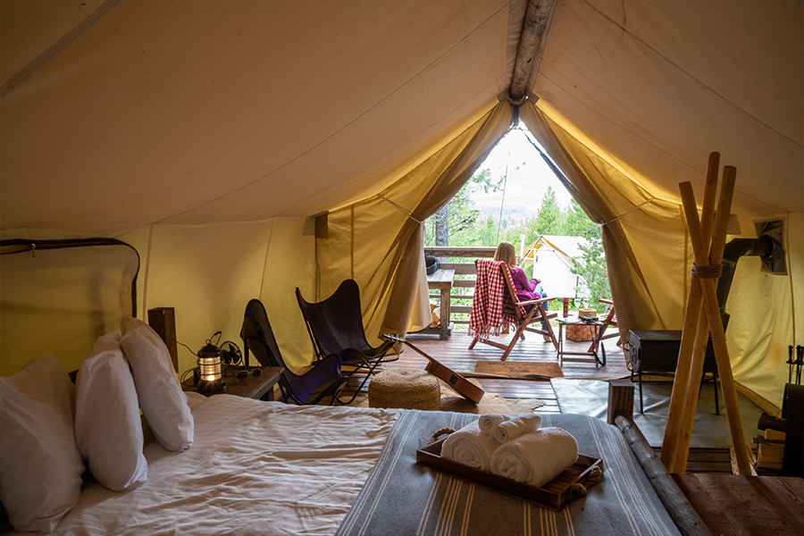 What should be brought for glamping?